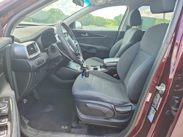 2020 KIA SORENTO L, LX, S