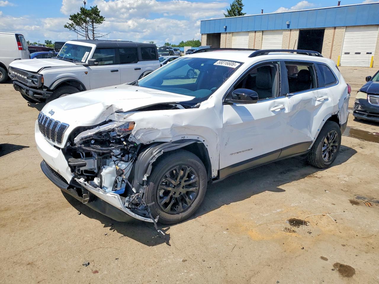 2022 JEEP CHEROKEE LATITUDE LUX 4X4