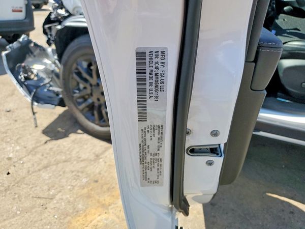 2022 JEEP CHEROKEE LATITUDE LUX 4X4