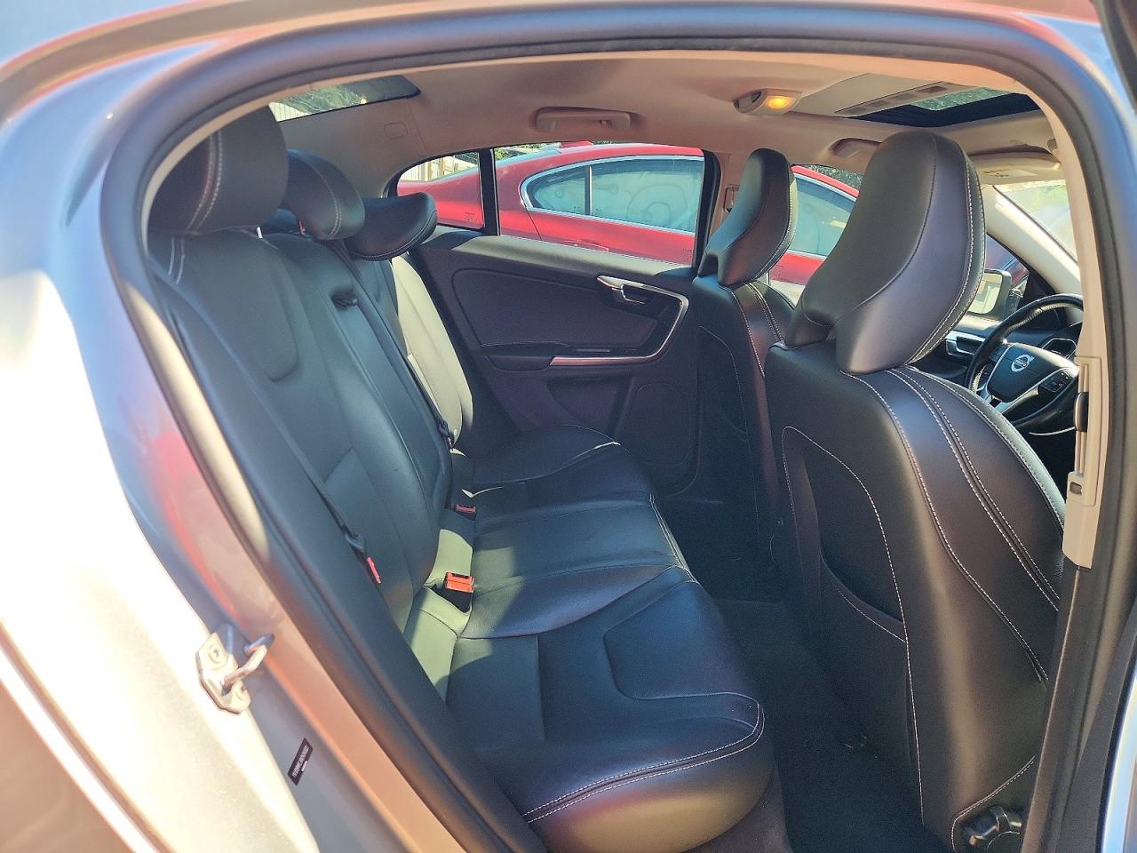 2017 VOLVO S60 Dynamic