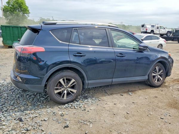 2018 TOYOTA RAV4 Adventure/XLE