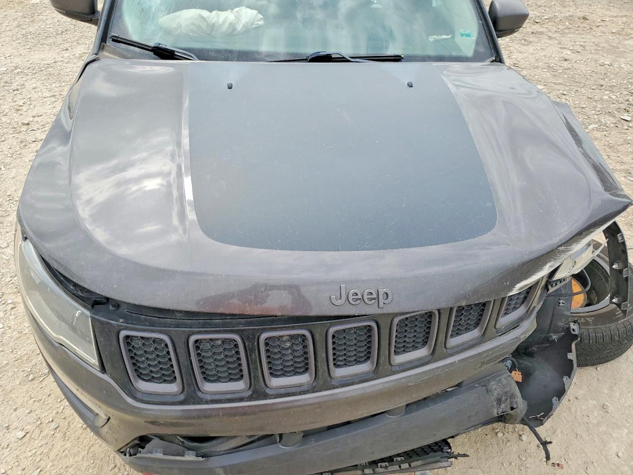 2019 JEEP COMPASS TRAILHAWK 4X4