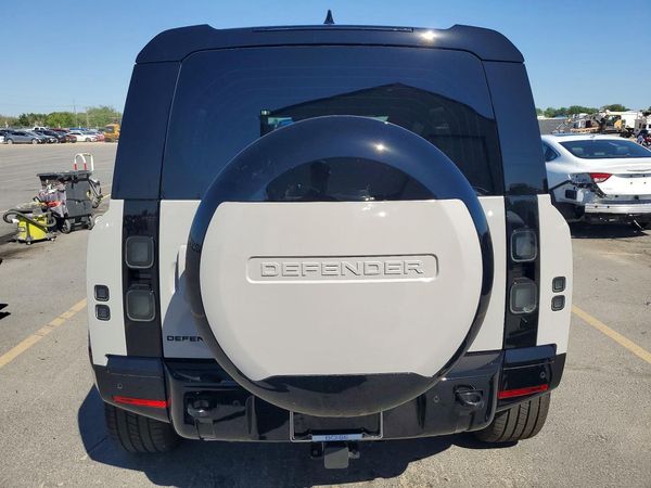 2026 LAND ROVER DEFENDER 110 X-Dynamic SE