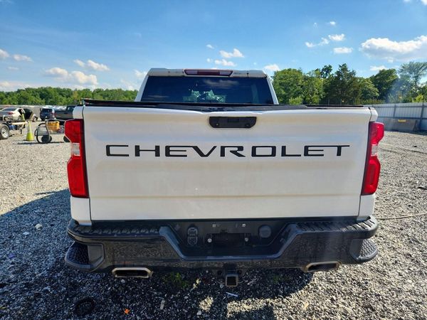 2019 CHEVROLET SILVERADO Trail Boss Custom