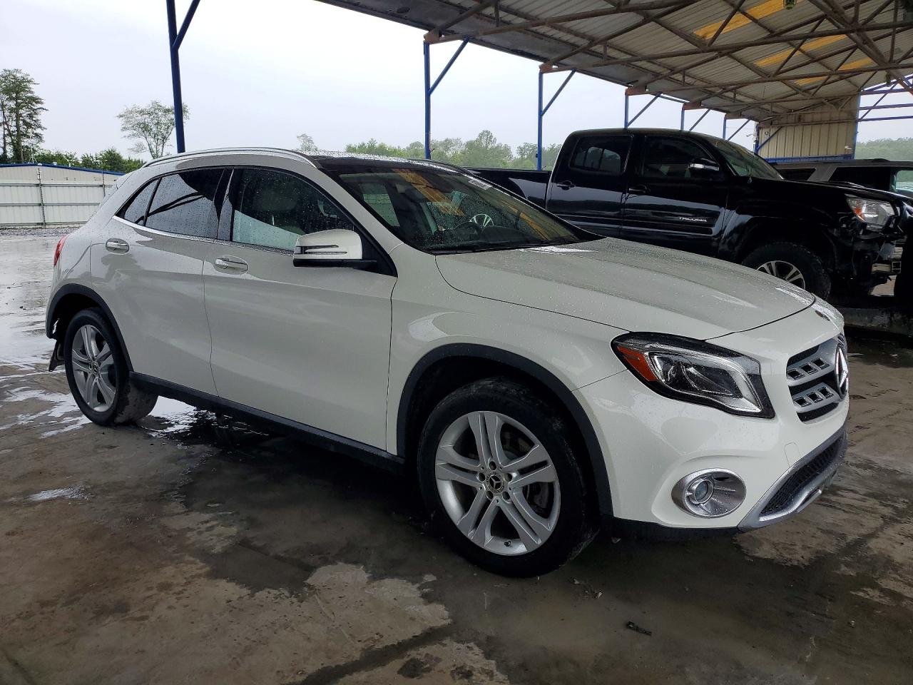 2018 MERCEDES-BENZ GLA GLA250
