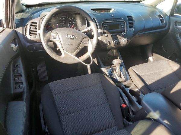 2017 KIA FORTE LX Base