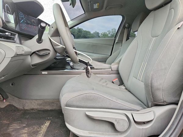 2024 HYUNDAI ELANTRA Blue