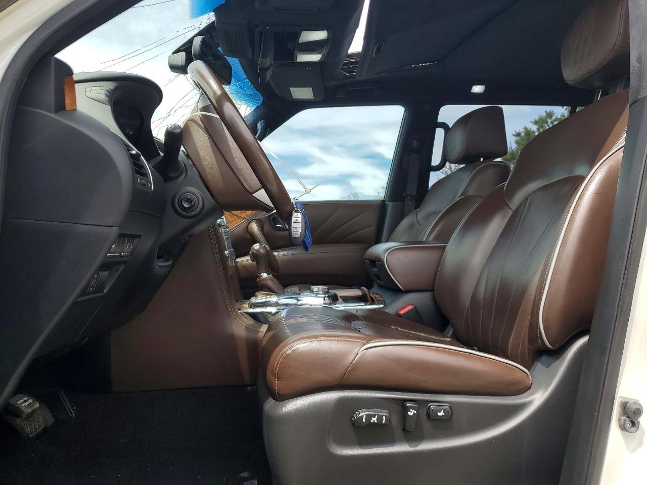 2015 INFINITI QX80