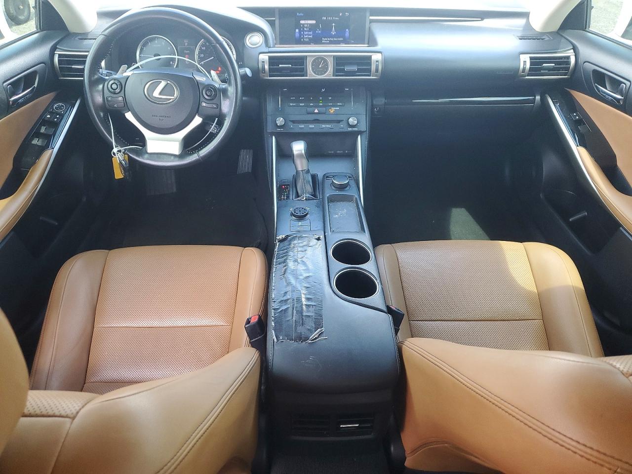 2016 LEXUS IS 200t