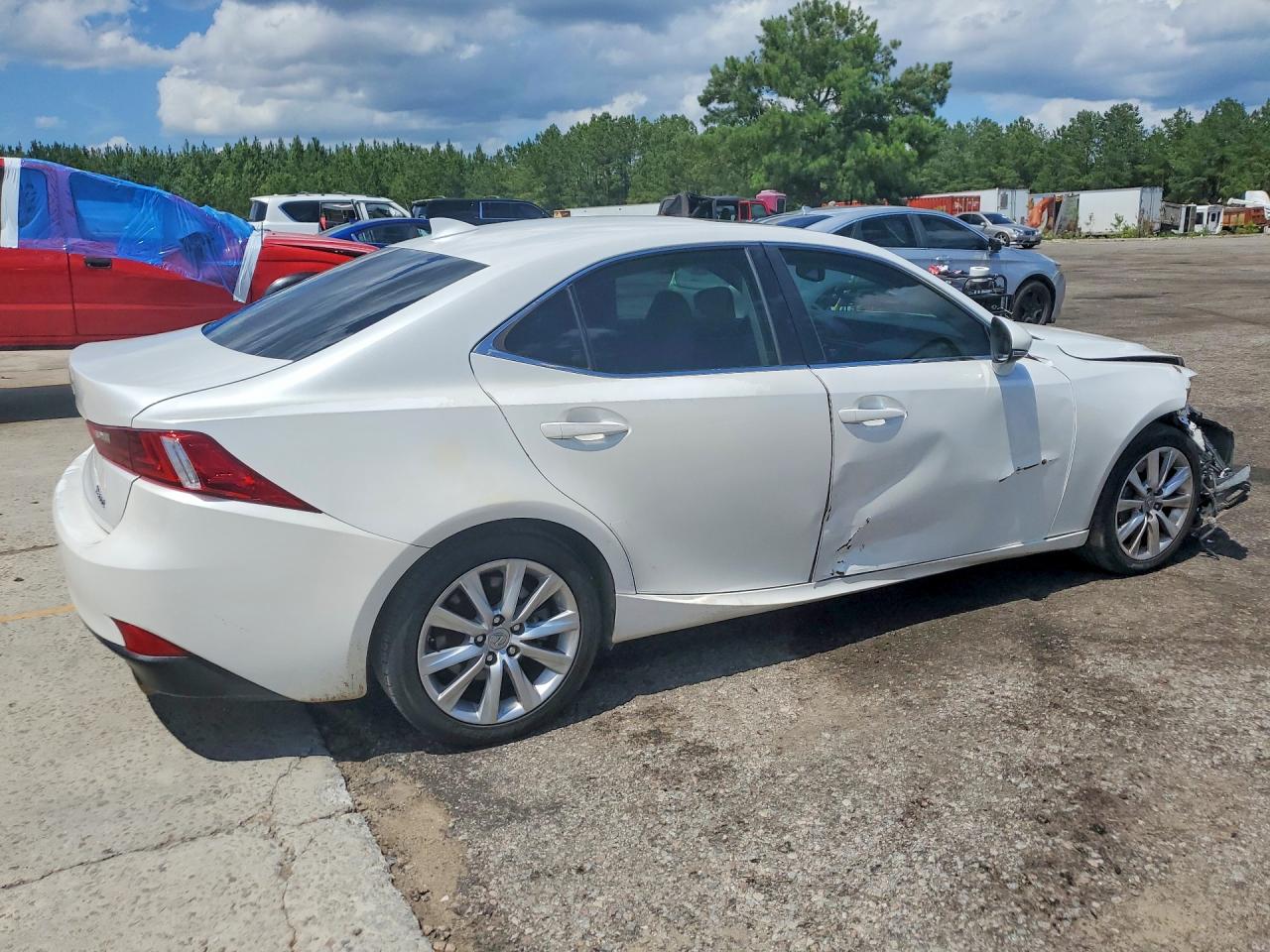 2016 LEXUS IS 200t