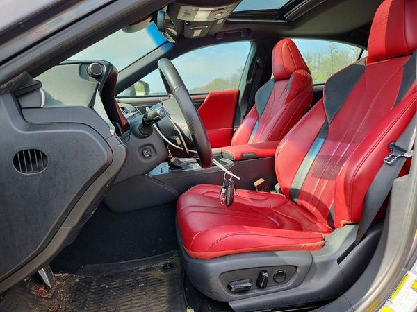 2019 LEXUS ES