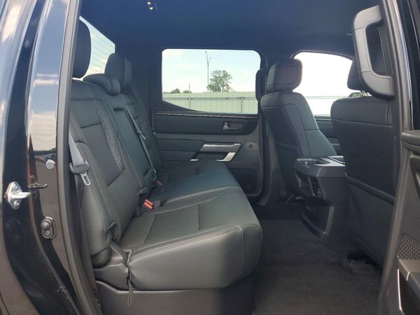 2025 TOYOTA TUNDRA