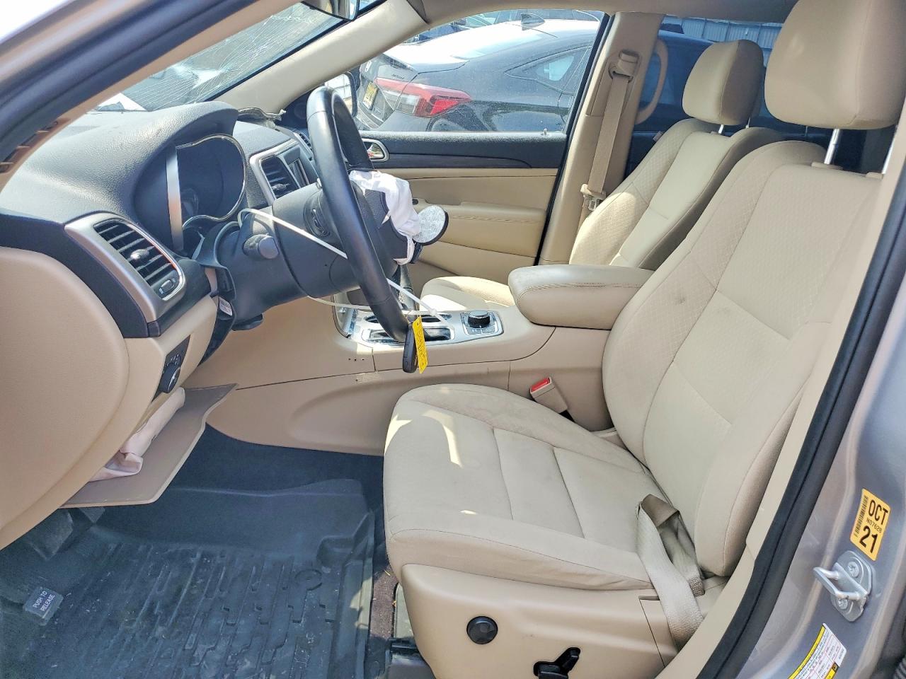 2019 JEEP GRAND CHEROKEE LAREDO 4X4
