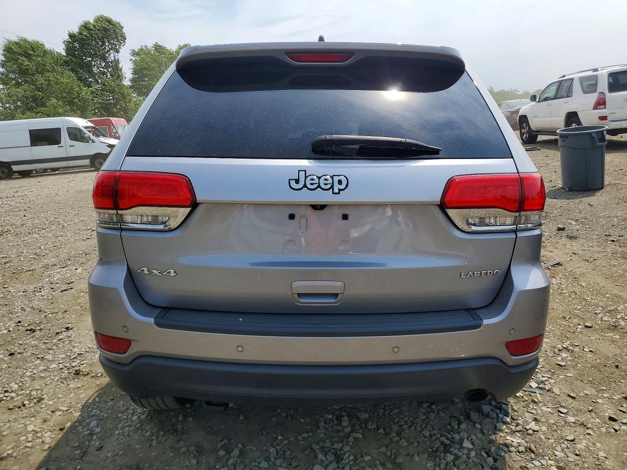 2019 JEEP GRAND CHEROKEE LAREDO 4X4