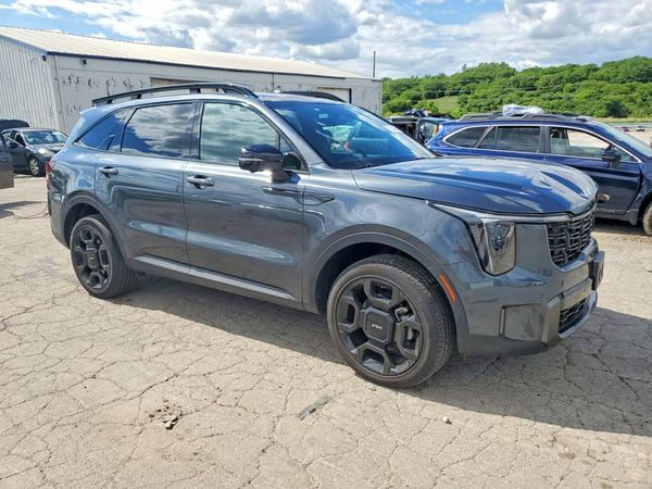 2024 KIA SORENTO