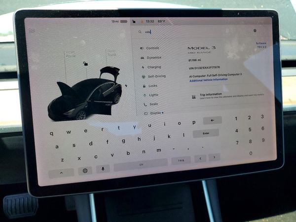 2018 TESLA MODEL 3