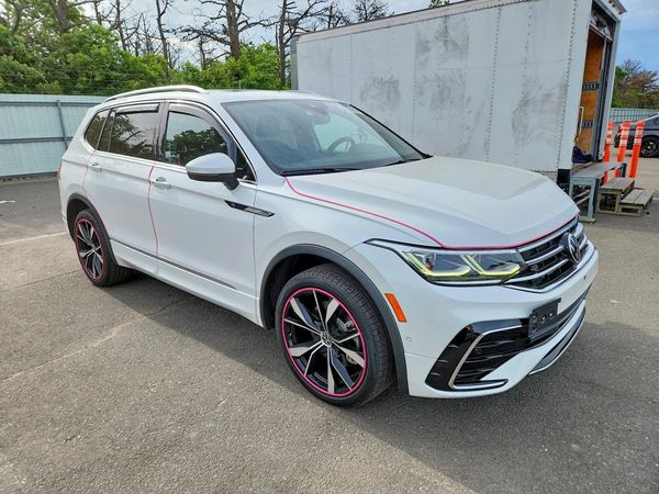 2022 VOLKSWAGEN TIGUAN