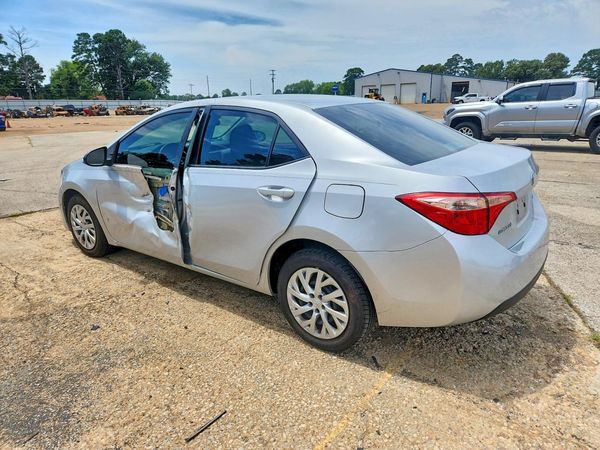 2018 TOYOTA COROLLA