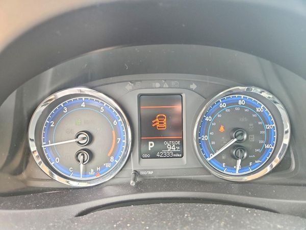 2018 TOYOTA COROLLA