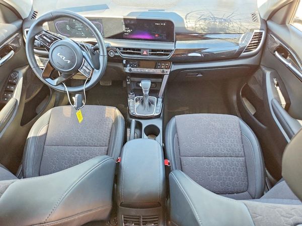 2025 KIA SELTOS S, X-Line