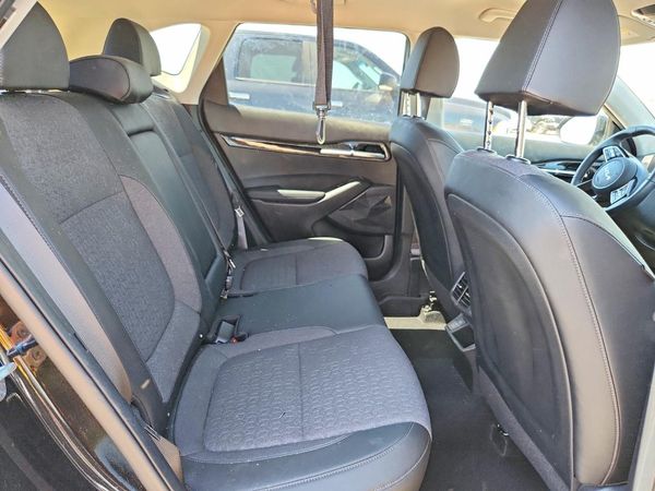2025 KIA SELTOS S, X-Line
