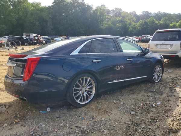 2013 CADILLAC XTS Platinum Collection
