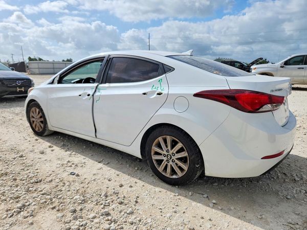 2015 HYUNDAI ELANTRA GLS(Middle)