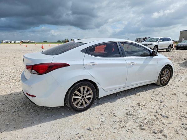 2015 HYUNDAI ELANTRA GLS(Middle)