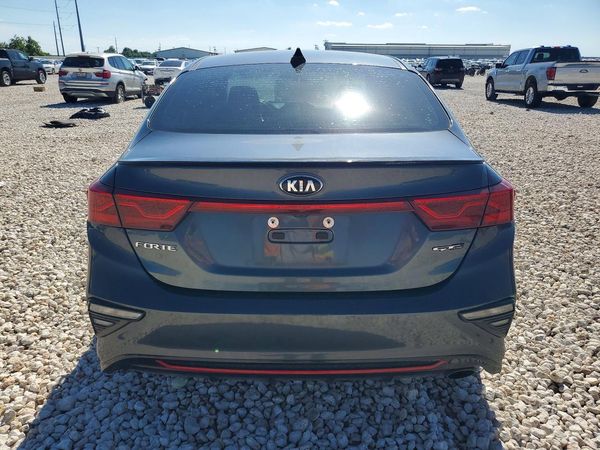 2020 KIA FORTE GT Line