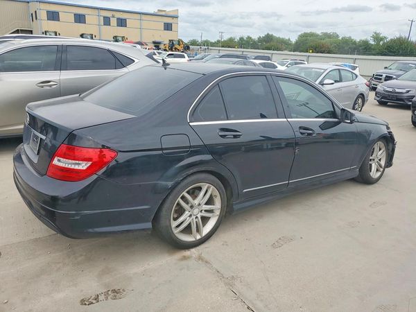 2014 MERCEDES-BENZ C C250