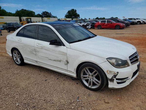 2014 MERCEDES-BENZ C C250