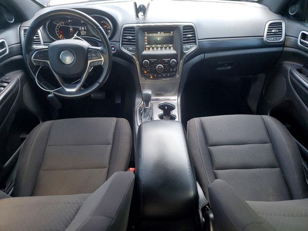 2019 JEEP GRAND CHEROKEE LAREDO 4X2