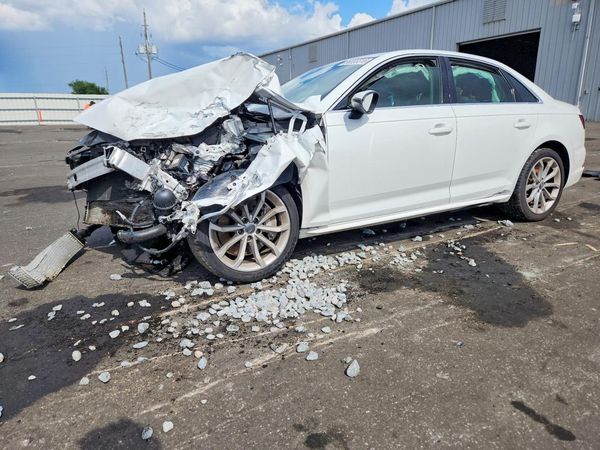2019 AUDI A4 quattro Premium