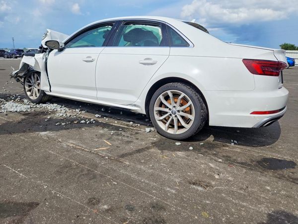 2019 AUDI A4 quattro Premium
