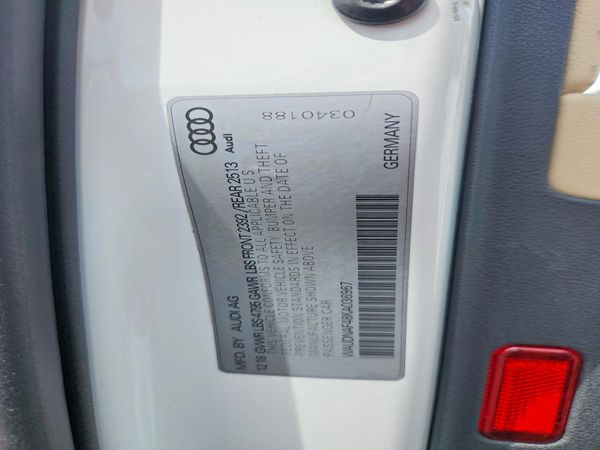 2019 AUDI A4 quattro Premium
