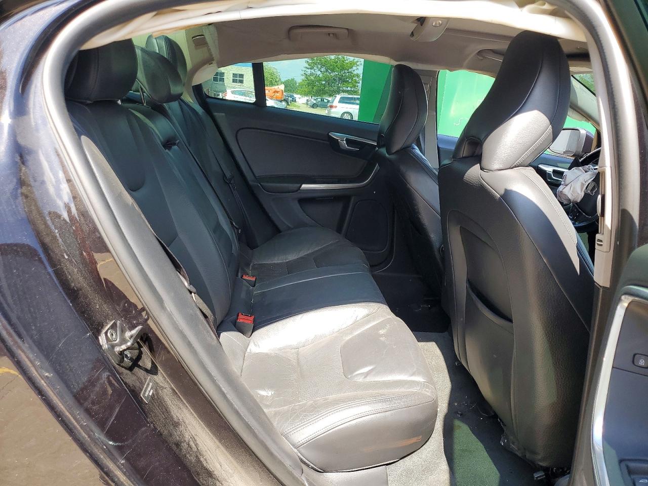 2013 VOLVO S60