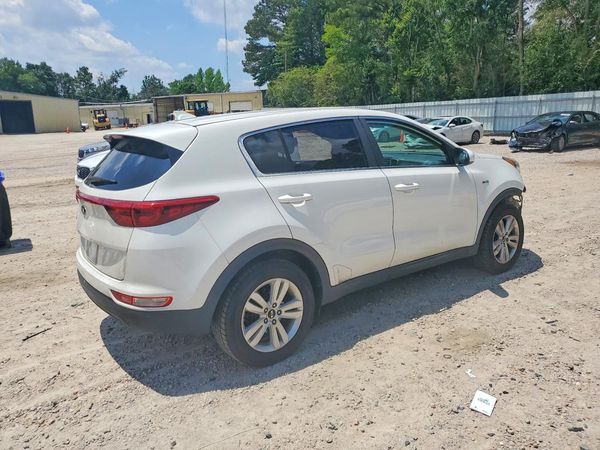 2017 KIA SPORTAGE LX