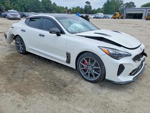 2021 KIA STINGER GT2