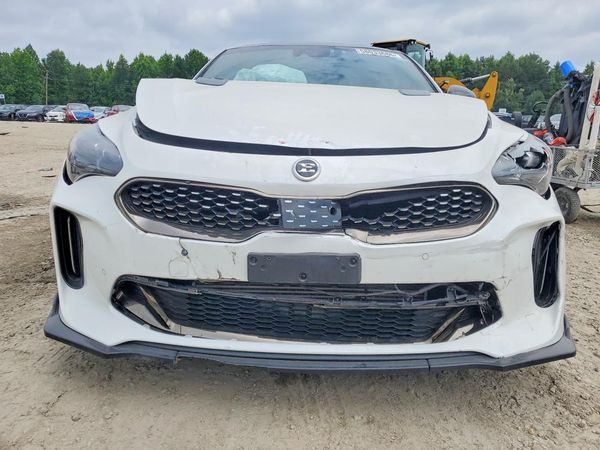 2021 KIA STINGER GT2