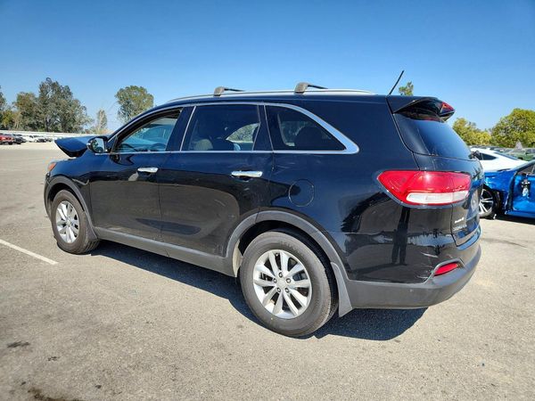 2016 KIA SORENTO L / LX