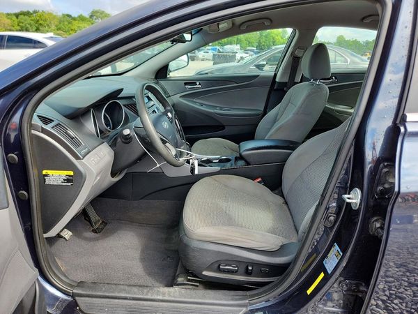 2013 HYUNDAI SONATA