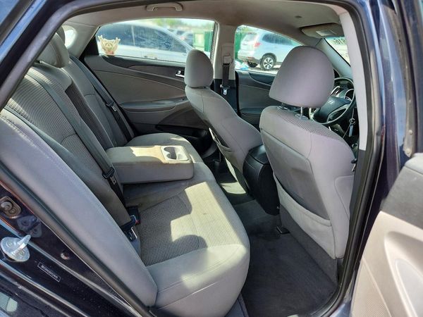 2013 HYUNDAI SONATA