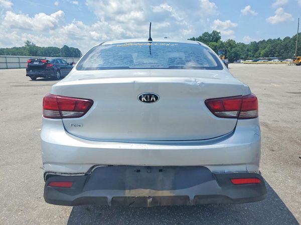 2018 KIA RIO