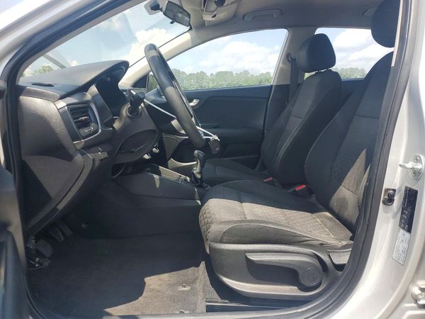 2018 KIA RIO