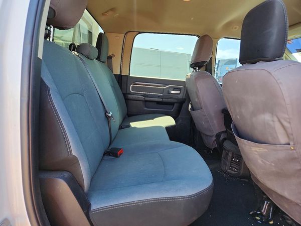2019 RAM 3500 BIG HORN CREW CAB 4X2