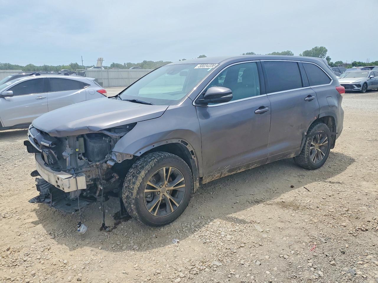 2018 TOYOTA HIGHLANDER LE/LE Plus