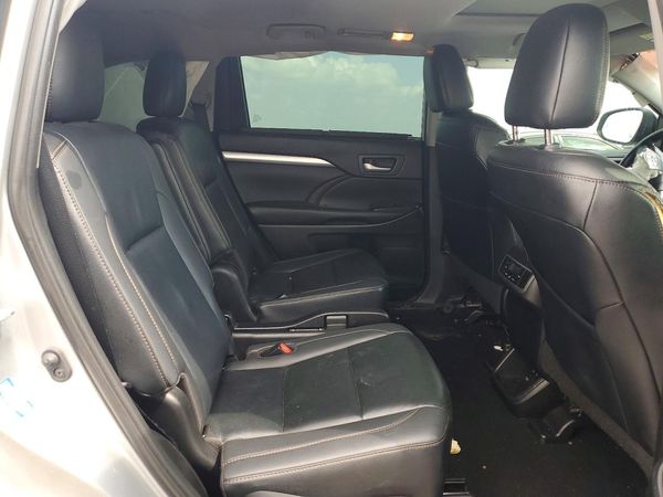 2019 TOYOTA HIGHLANDER SE/XLE