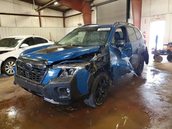 2023 SUBARU FORESTER