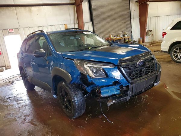 2023 SUBARU FORESTER