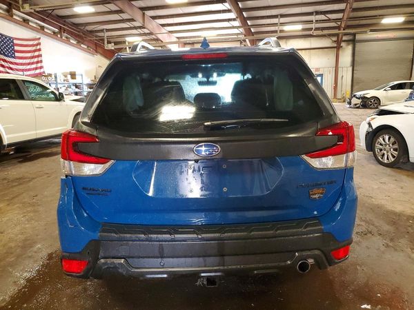 2023 SUBARU FORESTER
